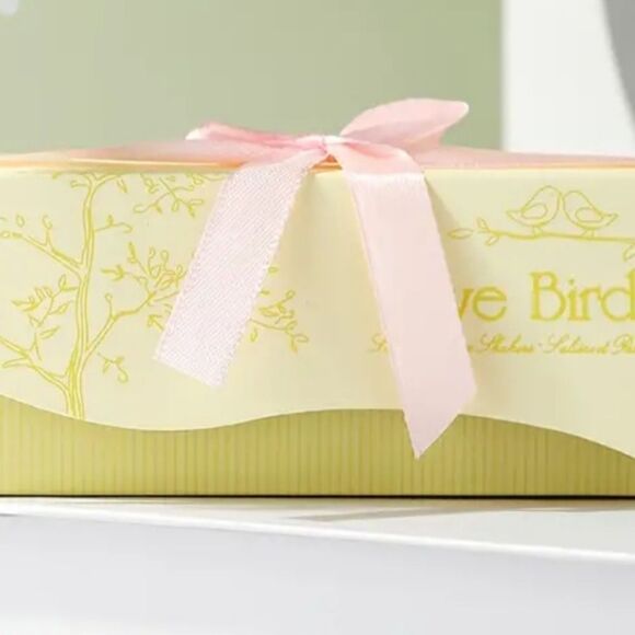 Mini Love Bird Salt and Pepper Shakers - Picture 2 of 6